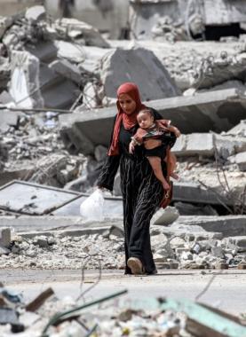 حقوقي لـ"شهاب": يوم المرأة العالمي هذا العام يكشف سقوط المنظومة الحقوقية أمام معاناة الفلسطينيات