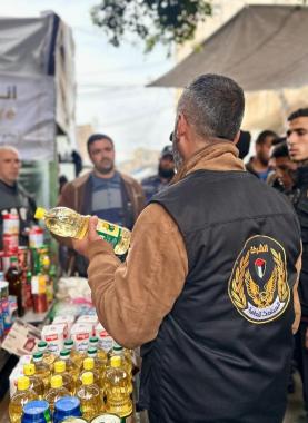 الاقتصاد بغزة تُلزم التجار بإشهار الأسعار وتتوعد المخالفين بإجراءات قانونية
