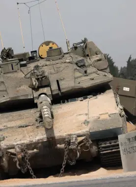 قصف مدفعي وإطلاق نار مكثف شرق غزة وسط خروقات متواصلة لوقف إطلاق النار