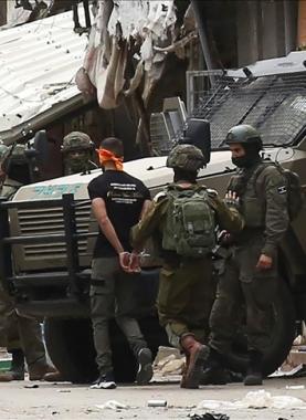 اقتحامات واسعة واعتقالات في مختلف مناطق الضفة الغربية