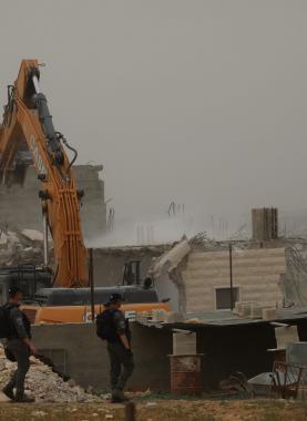 تقرير: 102 عملية هدم في الضفة والقدس خلال 3 أشهر وتصاعد "الهدم الذاتي"