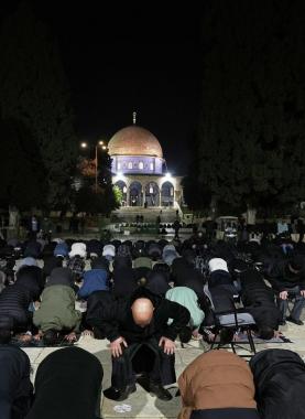بعد 40 يومًا من الإغلاق.. الأقصى يُفتح فجر الخميس وسط دعوات للرباط والحشد