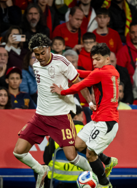 فضيحة عنصرية تهز مباراة إسبانيا ومصر