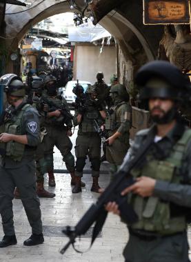 إصابة طفل وشاب برصاص الاحتلال خلال اقتحام مدينة نابلس