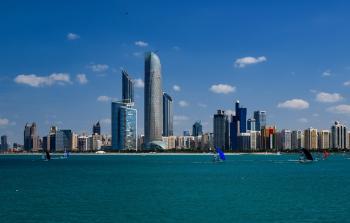 Abu_dhabi_skylines_2014