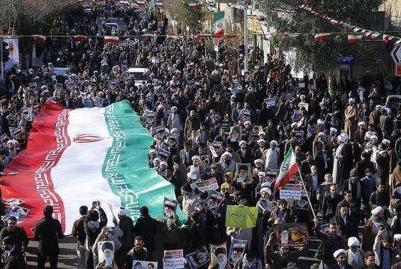 تظاهرات إيرانية دعما للجيش في مواجهة العدوان الأمريكي "الإسرائيلي"