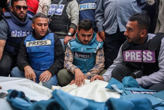 رئيس اتحاد الصحفيين الجزائريين: الاحتلال يسعى لعزل الحقيقة وفرض رواية أحادية والصحفي بغزة بات هدفاً مباشرا