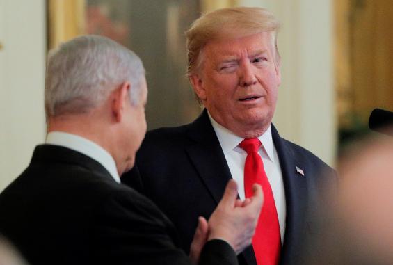 2020-06-22t000000z_2035720637_rc2jeh967ni7_rtrmadp_3_mideast-usa-trump