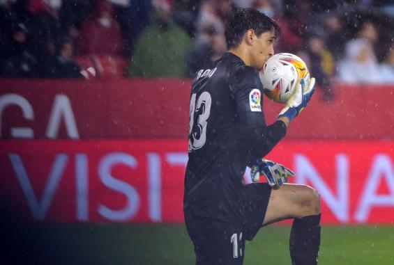 الحارس بونو