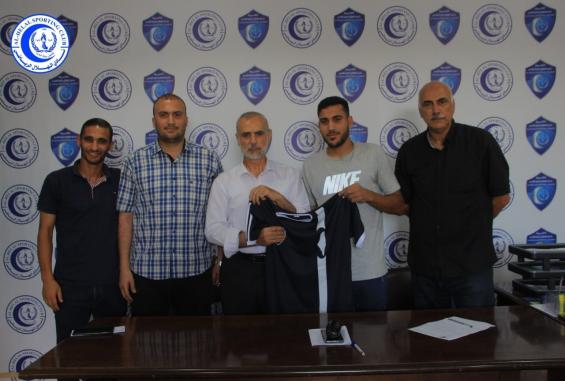 جندية ينضم للهلال