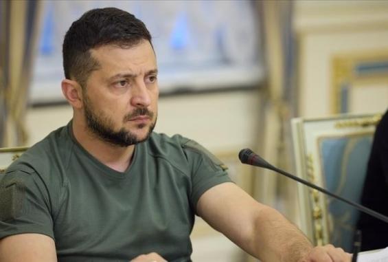 زيلينسكي: أوقفنا تصدير الكهرباء إلى أوروبا بسبب هجمات روسيا