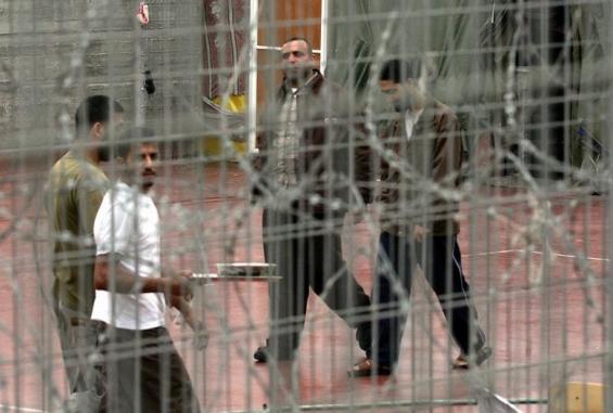 الأسرى داخل سجون الاحتلال - أرشيف