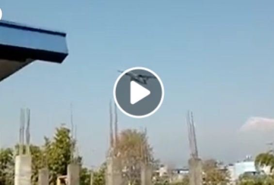 لحظة تحطم طائرة ركاب على متنها 72 راكبًا في نيبال