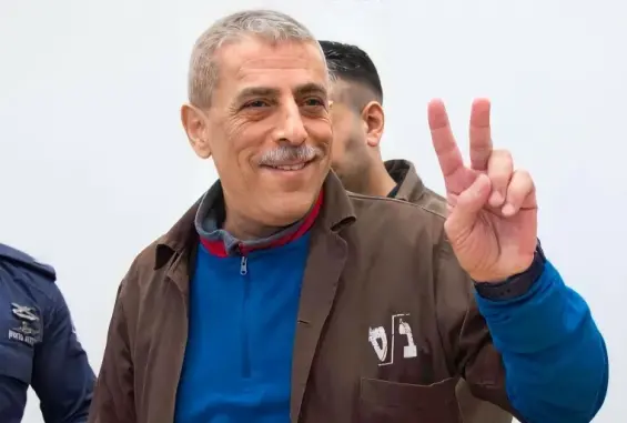 الأسير وليد دقة