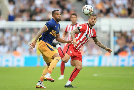 مارتينيز يمينا