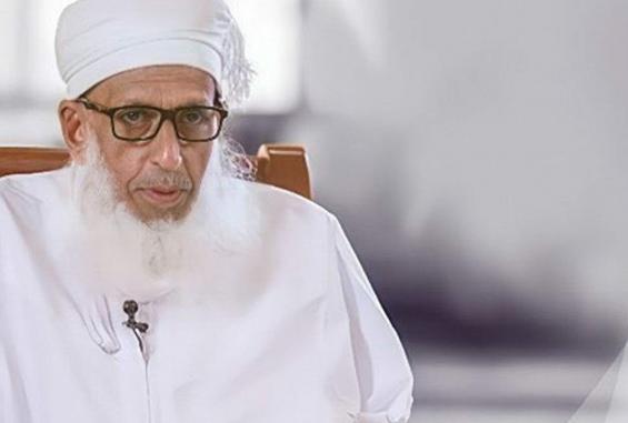 مفتي عُمان الشيخ أحمد بن حمد الخليلي