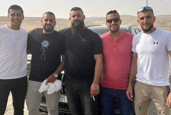 الاحتلال يفرج عن الأسير خليل أبو العسل بعد اعتقال 16 شهرًا