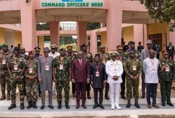 "إيكواس" تنفي اقتراح فترة انتقالية من 9 أشهر بالنيجر