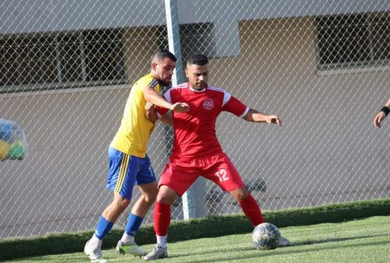 جانب من أحد مباريات دوري الأولى