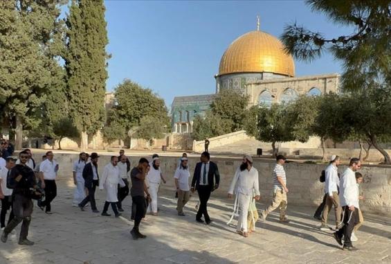 مرابطة لـ شهاب: الاحتلال يستغل الحرب و"الأعياد" لتنفيذ مخططاته بالأقصى وإغلاقه أمام المسلمين