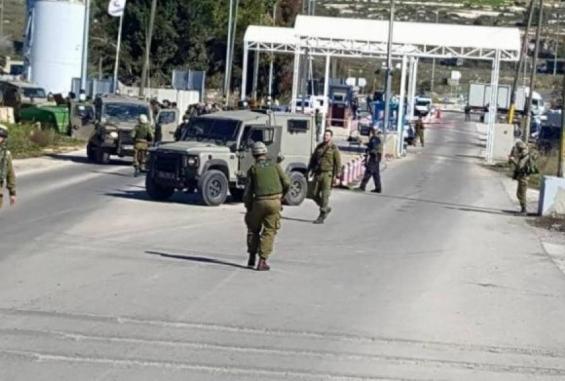 حاجز للاحتلال