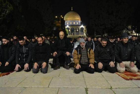 الصلاة في المسجد الأقصى