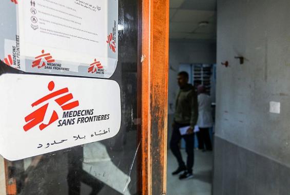 "أطباء بلا حدود": سنواصل العمل في غزة رغم قرار الاحتلال إنهاء أنشطتنا ونحذر من فراغ صحي خطير
