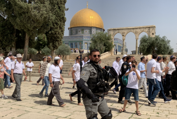 اقتحام الأقصى