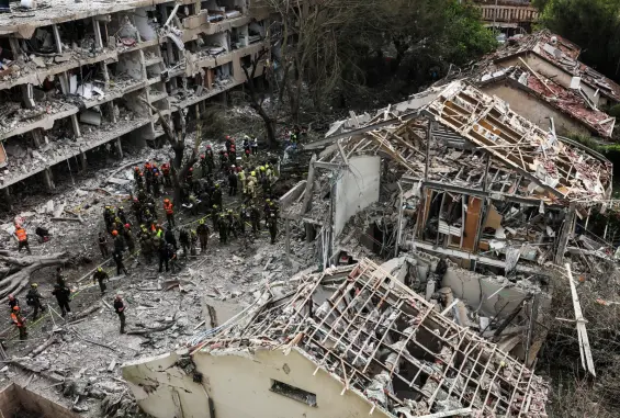 تعتيم إسرائيلي مشدد على خسائر الصواريخ الإيرانية ومنع نشر مواقع السقوط