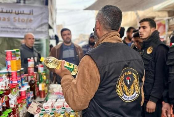 الاقتصاد بغزة تعلن عن إجراءات مشددة لضبط الأسواق ومنع الاحتكار والتلاعب بالأسعار