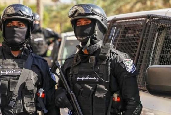 قوة "رادع" تعلن إحباط عملية اغتيال لقيادي في المقاومة واعتقال عميل للاحتلال