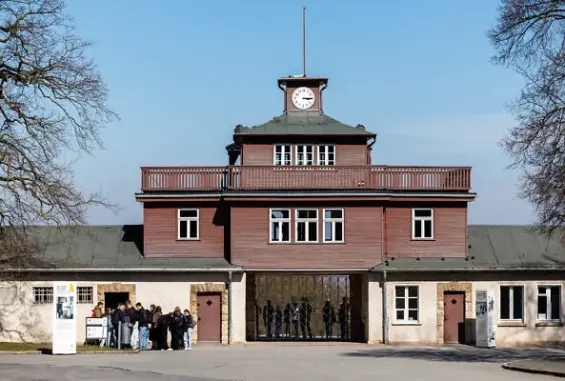 معسكر الاعتقال النازي "بوخنفالد"