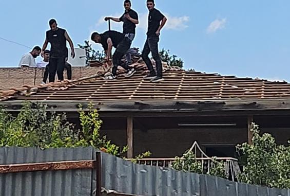 الاحتلال يجبر مواطنا على هدم منزله في بيت صفافا شرق القدس