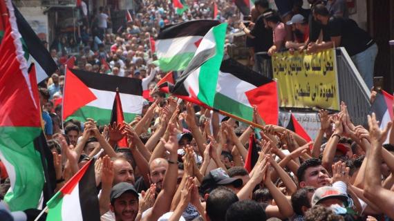 جمعة الغضب الثالثة في مخيمات لبنان رفضاً واستنكاراً لقرار وزير العمل اللبناني