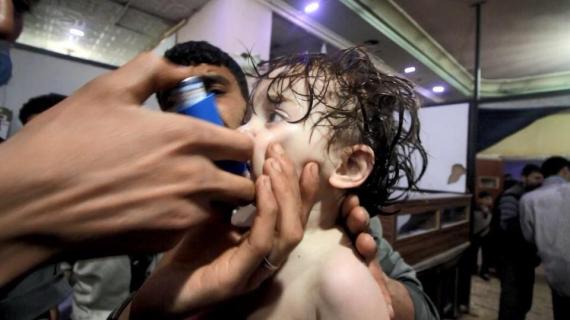 150 شهيد وألف مصاب في هجوم كيماوي للنظام على دوما