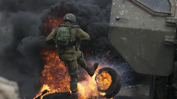 قوات الاحتلال تقمع مسيرة كفر قدوم الاسبوعية قضاء قلقيلية