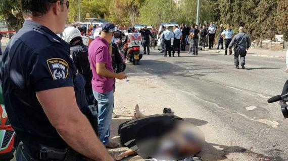 بينها حالات حرجة .. 8 إصابات في عملية إطلاق نار بالقدس واستشهاد المنفذ
