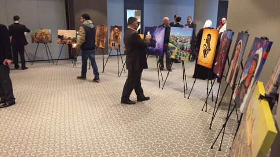 معرض "فلسطين حكاية ولون" المقام على هامش مؤتمر فلسطينو الخارج في إسطنبول