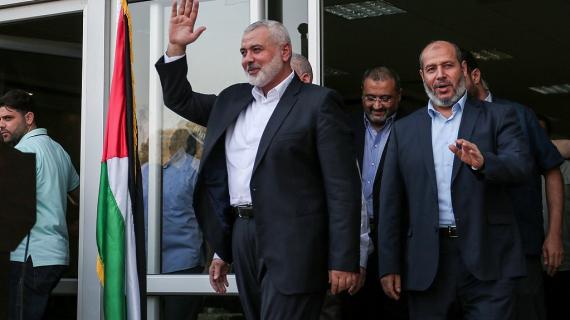 قيادة حركة حماس تصل غزة بعد زيارة للقاهرة