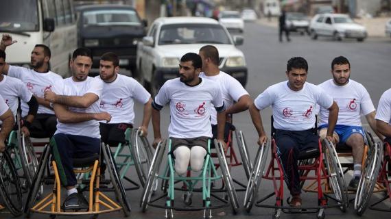 صور ماراثون في مدينة غزة بمشاركة الجرحى من مبتوري الأطراف بفعل الحروب الصهيونية على القطاع.