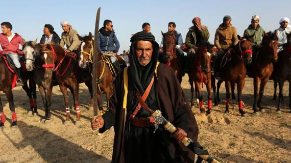 مهرجان تراثي لقبائل بدوية فلسطينية بمناسبة الذكرى الـ 41 ليوم الأرض في دير البلح وسط قطاع غزة .