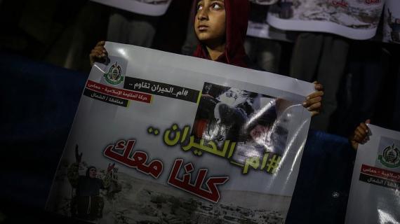 صور من المسيرة التي نظمتها حماس مساء أمس في جباليا