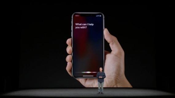 شركة آبل تعلن عن هاتفها الجديد آيفون X