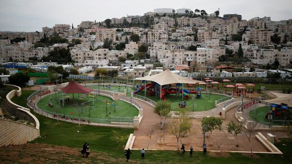 البنـاء الاستيطاني الإسرائيلي على الأراضي الفلسطينية المحتلة في الضفة الغربية