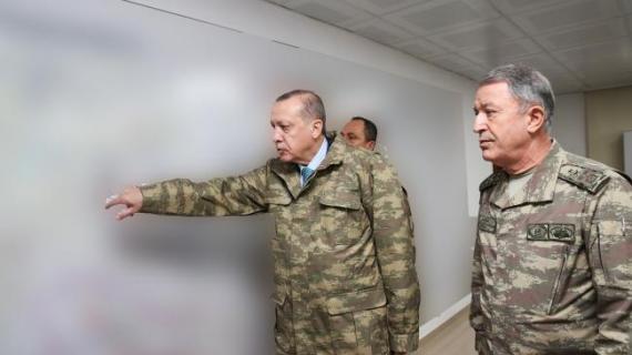 أردوغان يتفقد مركز عمليات "غصن الزيتون" على الحدود مع سوريا