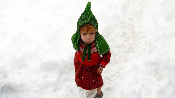 مقتل 40 شخصا على الاقل بسبب تساقط الثلوج بكثافةفي أفغانستان