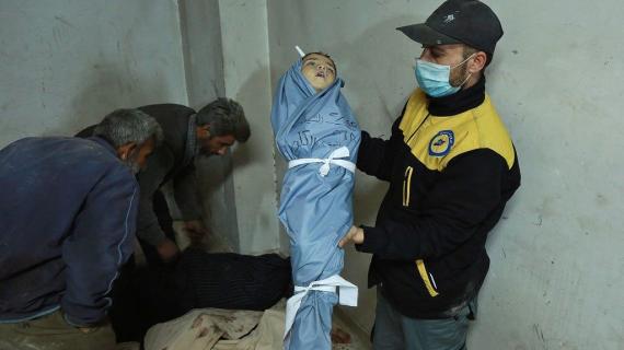 أطفال ضحايا لحملة الإبادة المتواصلة في الغوطة الشرقية