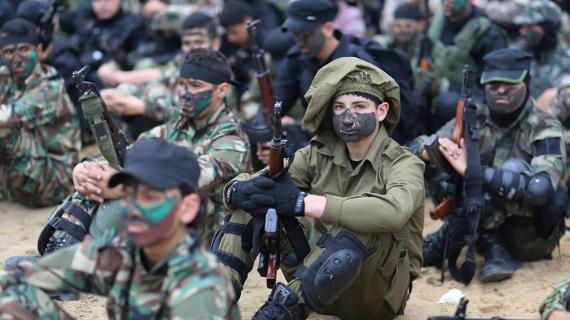 قوات الأمن الوطني تخرج دورات الفتوة لطلاب مدارس غزة