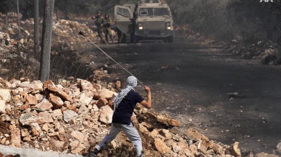 قوات الاحتلال تقمع مسيرة كفر قدوم الاسبوعية