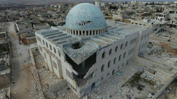 صور جوية تظهر الدمار في مدينة عندان بريف حلب
